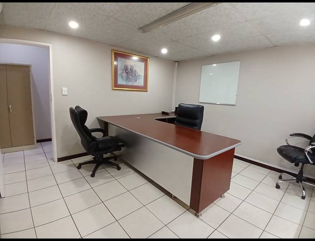 M² BUILDING FOR SALE IN VANDERBIJLPARK CE 6